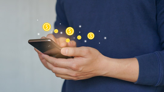 Person on cellphone Promos 540 Person on cellphone